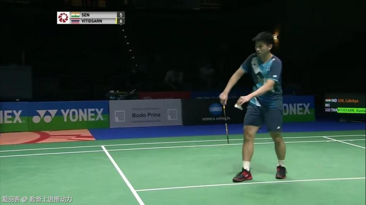 马卡报：巴尔德将因伤缺阵几周，托伦茨将与马丁竞争左后卫位置